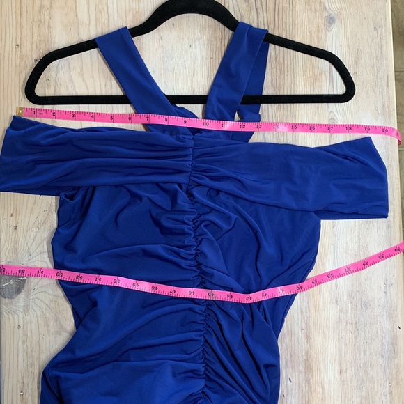 Venus Ruched Off Shoulder Gown - Picture 15 of 15